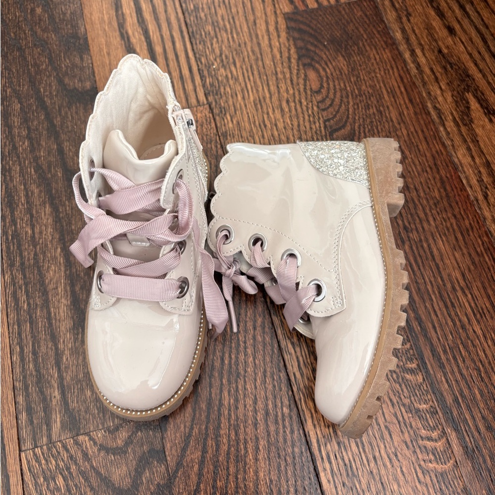Happily Grey Kids Shiny Cream Color Boots with Glitter Size 10 Toddler Girls